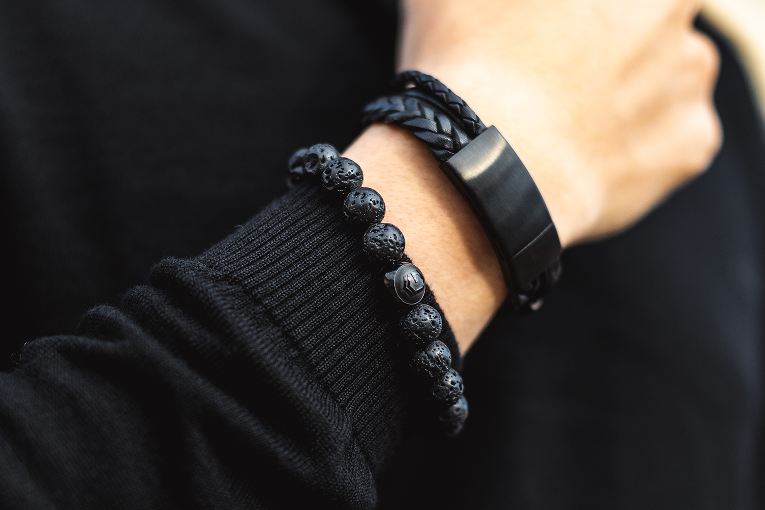 Lederarmband DIFFERENT • Schwarz