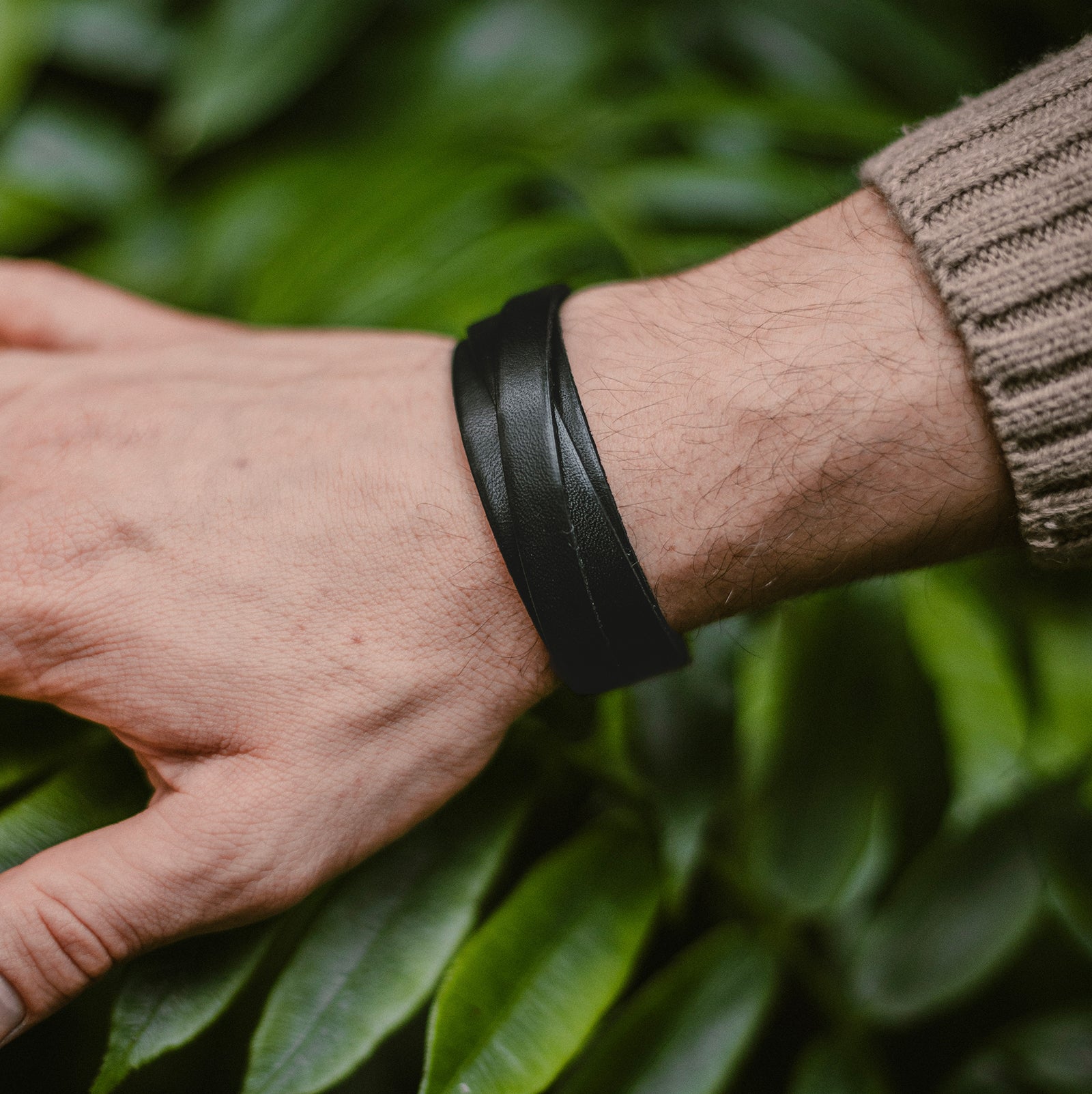 Lederarmband CROSS • Schwarz